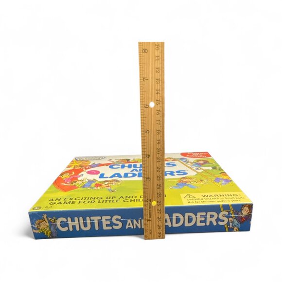 Classic Chutes and Ladders 1970 Edition by Winning Moves Games New and Sealed - Picture 4 of 4